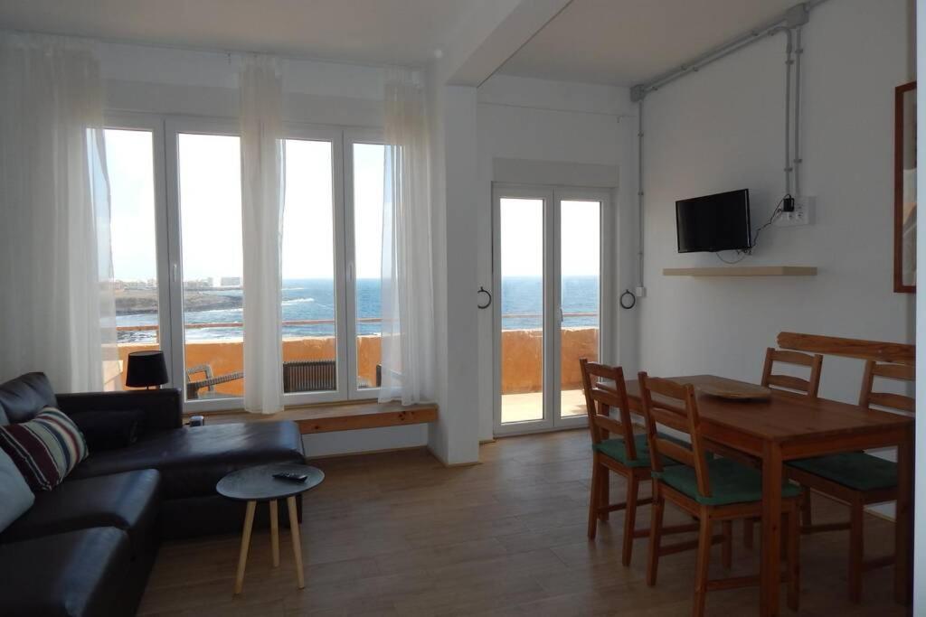 Big, Large Cozy Apartment With Sea View Ask For Additional Bedroom As An Extra Option تيلدي المظهر الخارجي الصورة